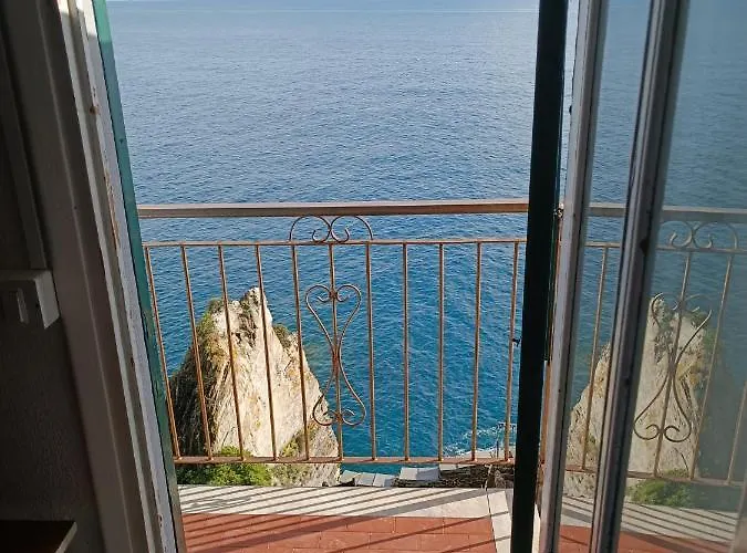 Nuova Vandiris 招待所 3*